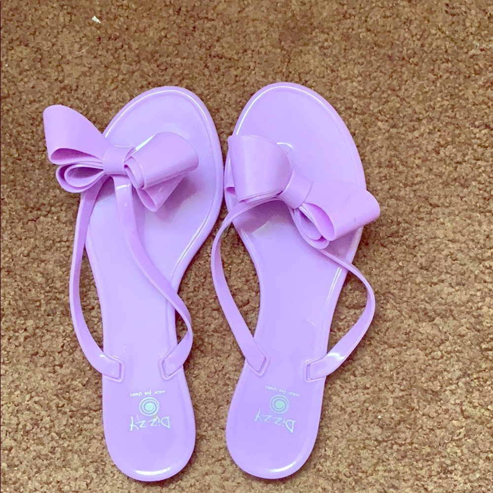 Sandals/flip flops